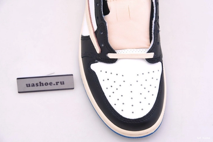 1 Travis Fragment Jordan Air DM7866-140 Low Scott 0121